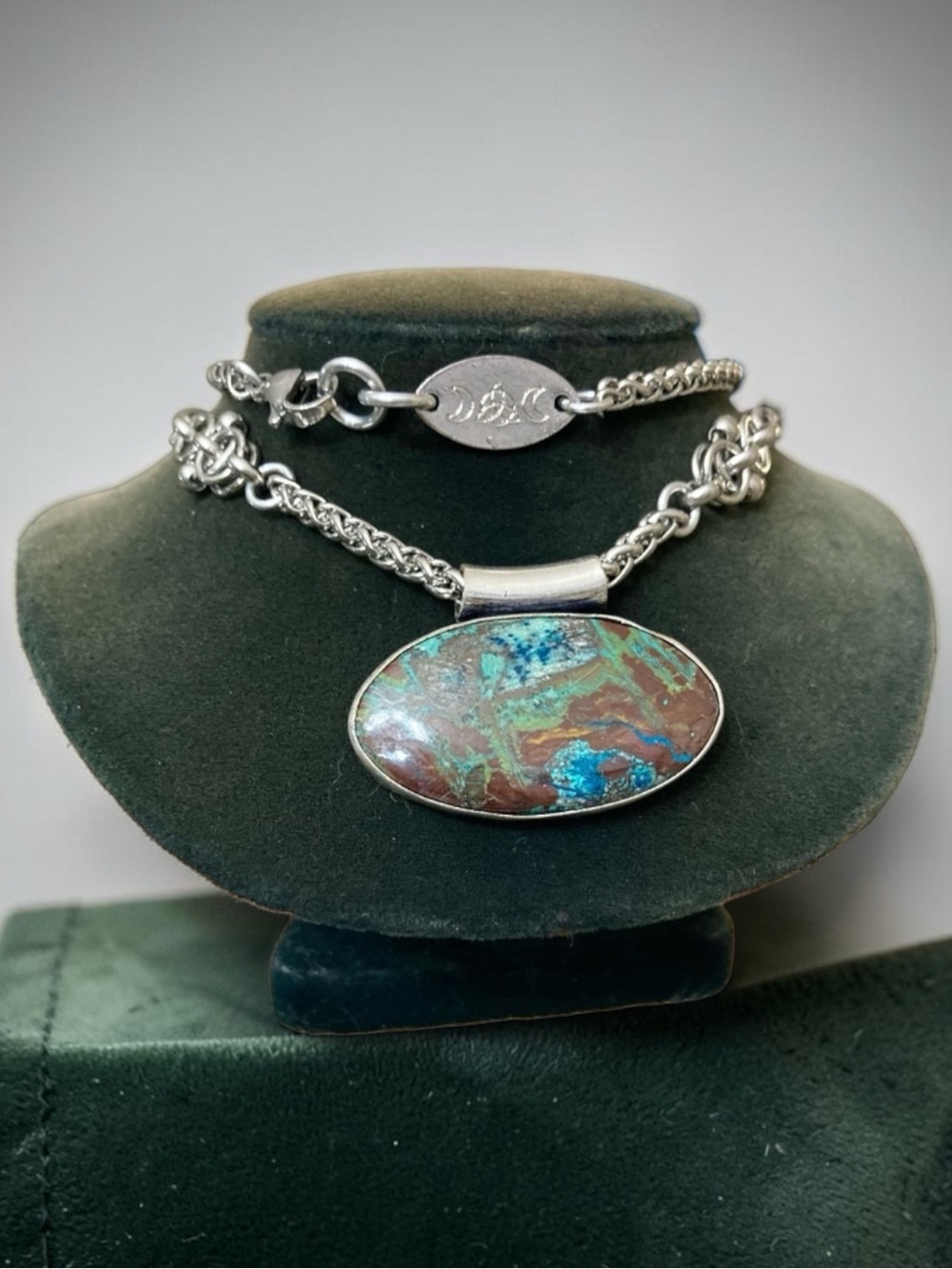 Shattukite gemstone boho celtic knot design necklace